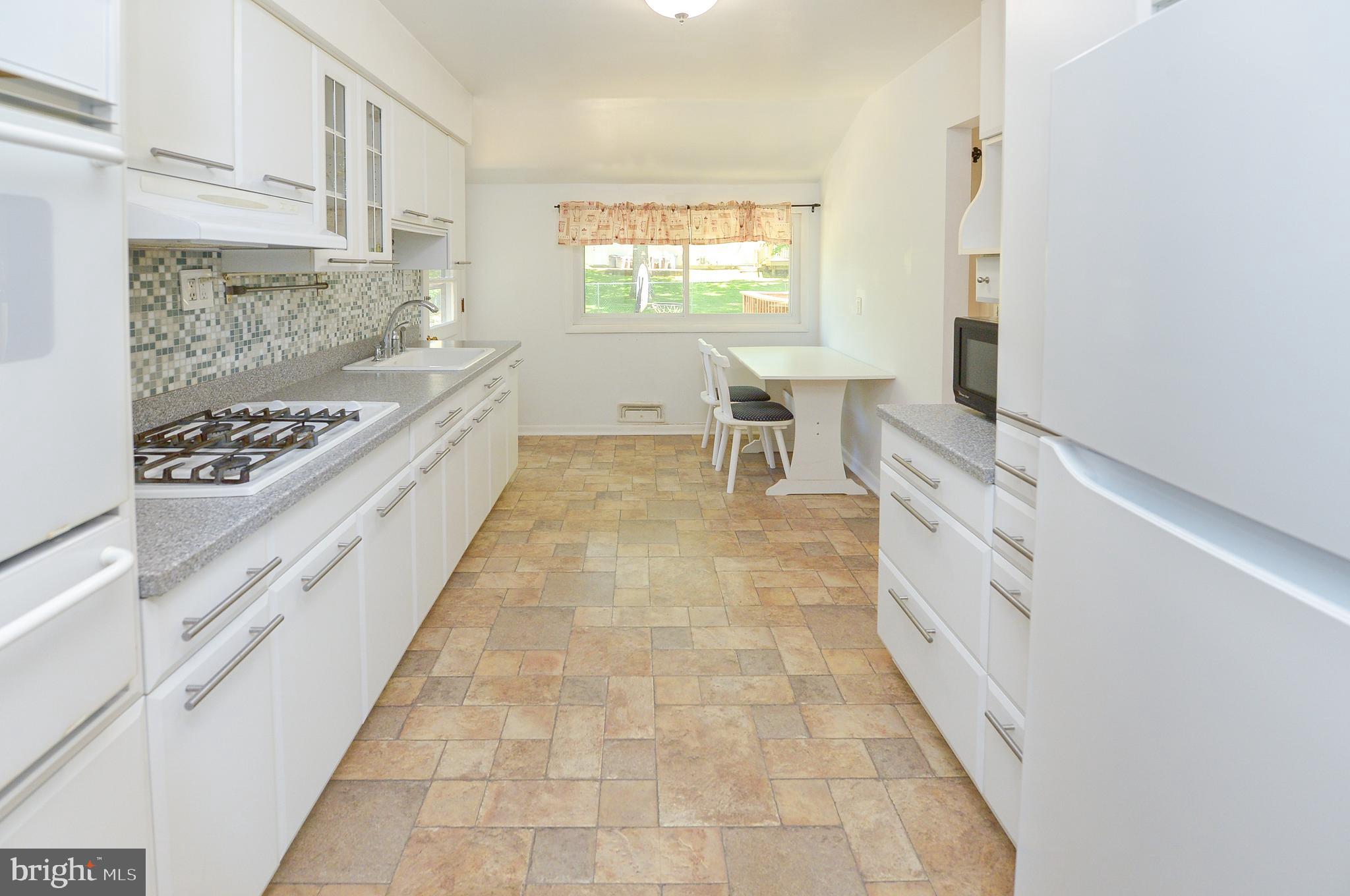 257 Winding Way Road Stratford, NJ 08084 - Photo 12 of 26