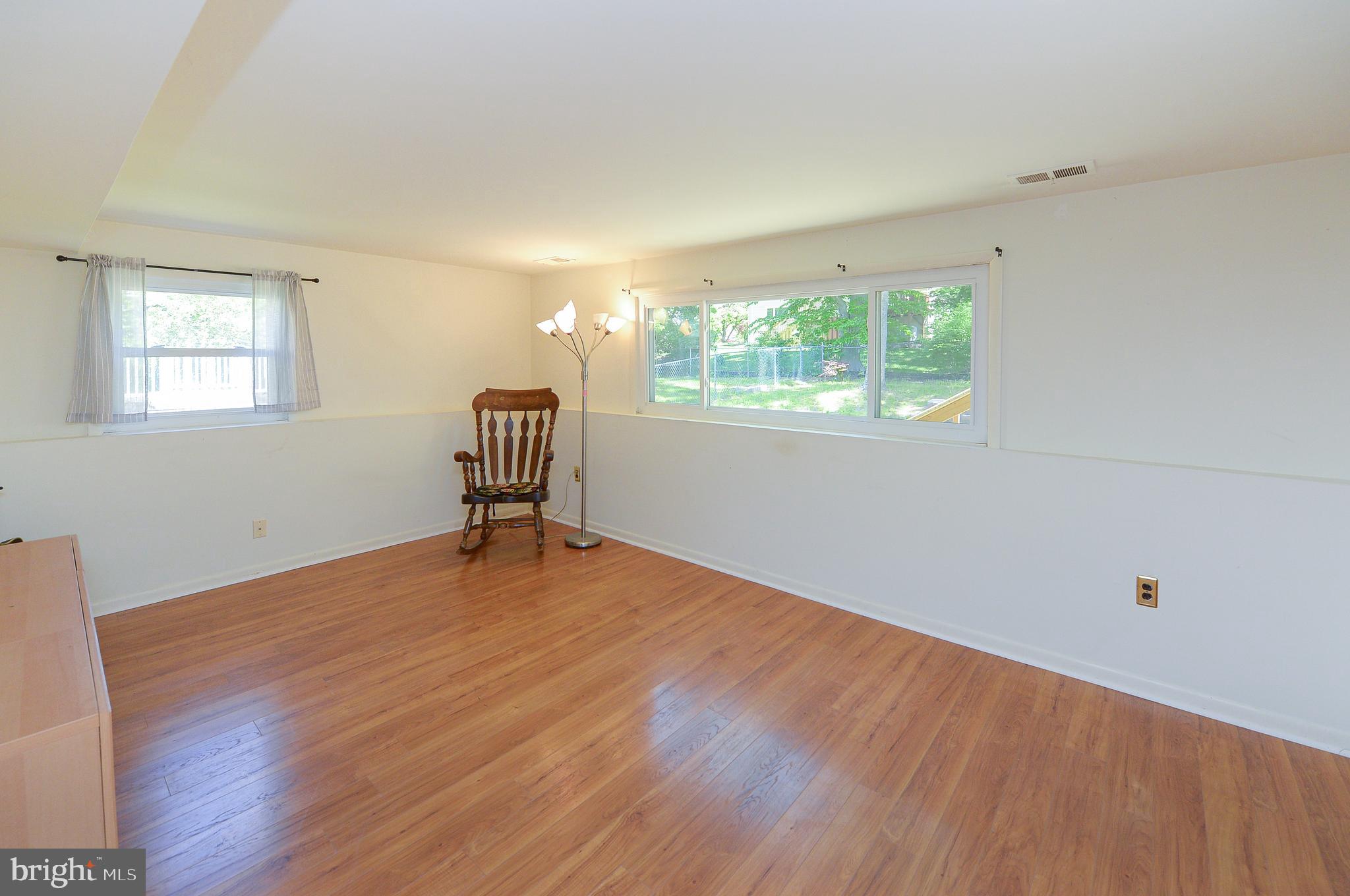 257 Winding Way Road Stratford, NJ 08084 - Photo 3 of 26