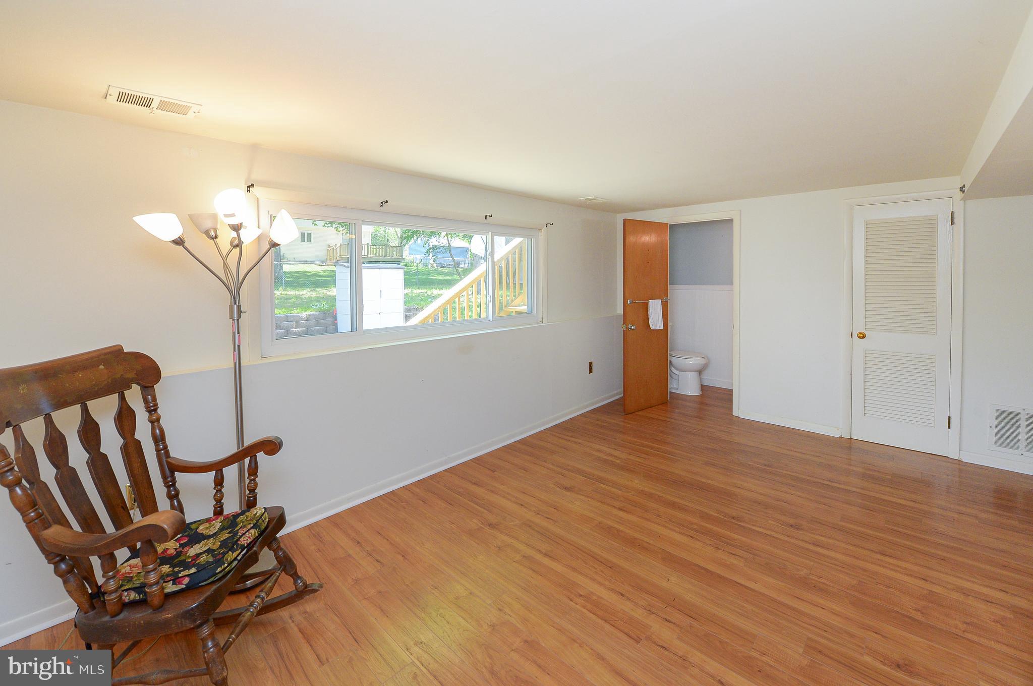 257 Winding Way Road Stratford, NJ 08084 - Photo 4 of 26