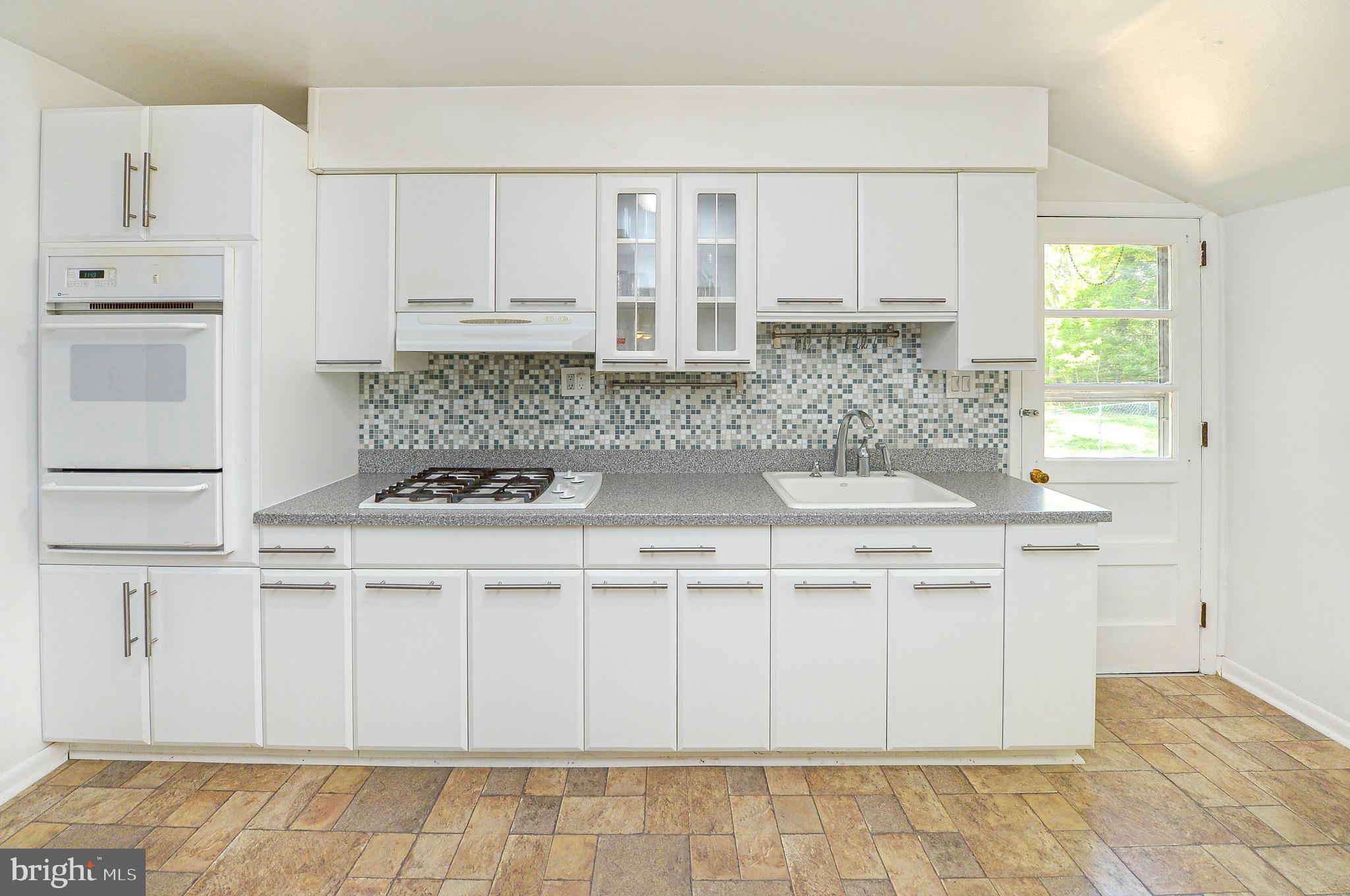 257 Winding Way Road Stratford, NJ 08084 - Photo 10 of 26
