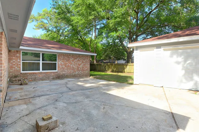 $215,000 | 23118 Whispering Willow Drive, Spring, TX 77373