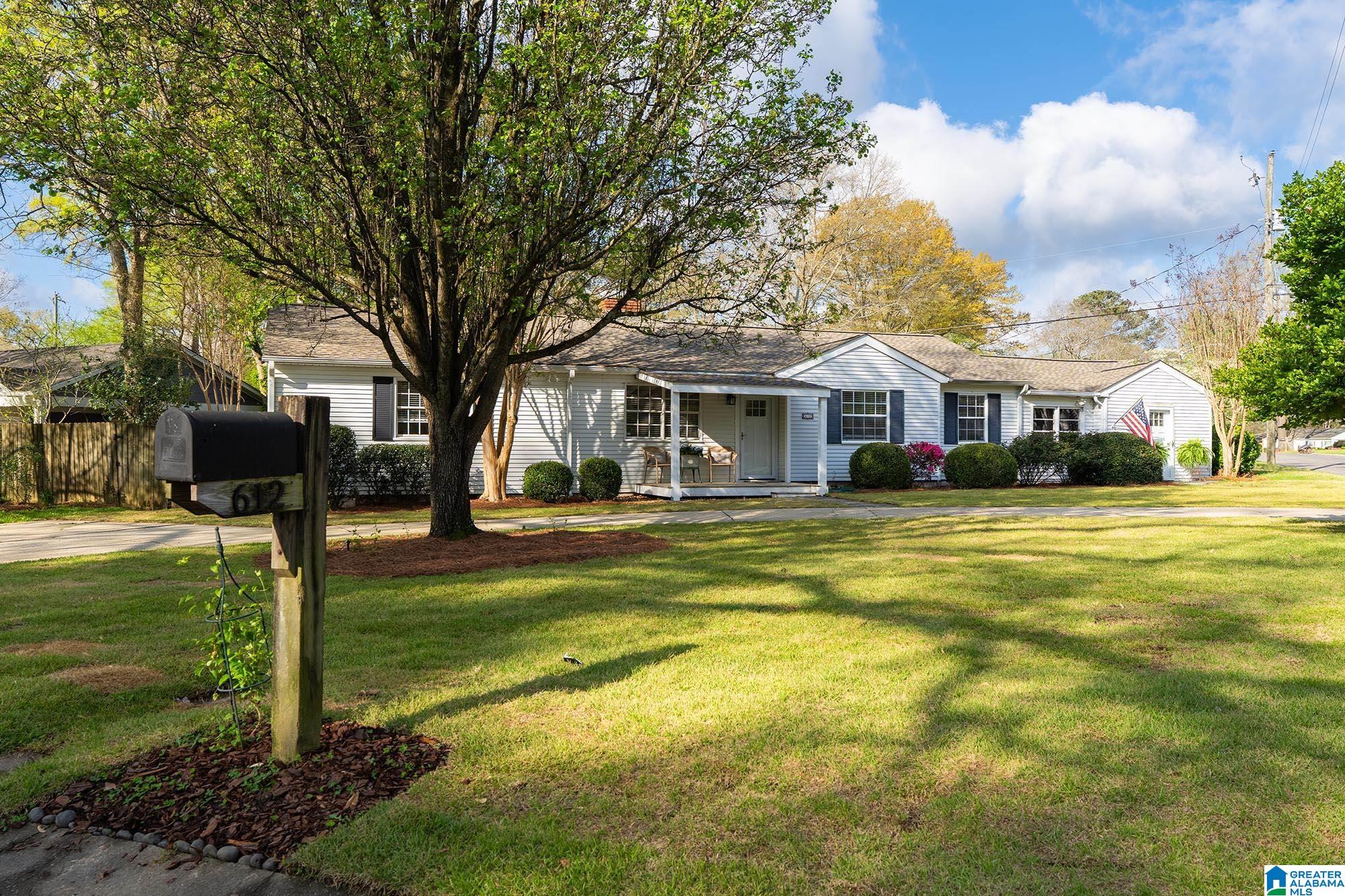 612 Strathmore Road Birmingham, AL 35213 - Photo 1 of 34