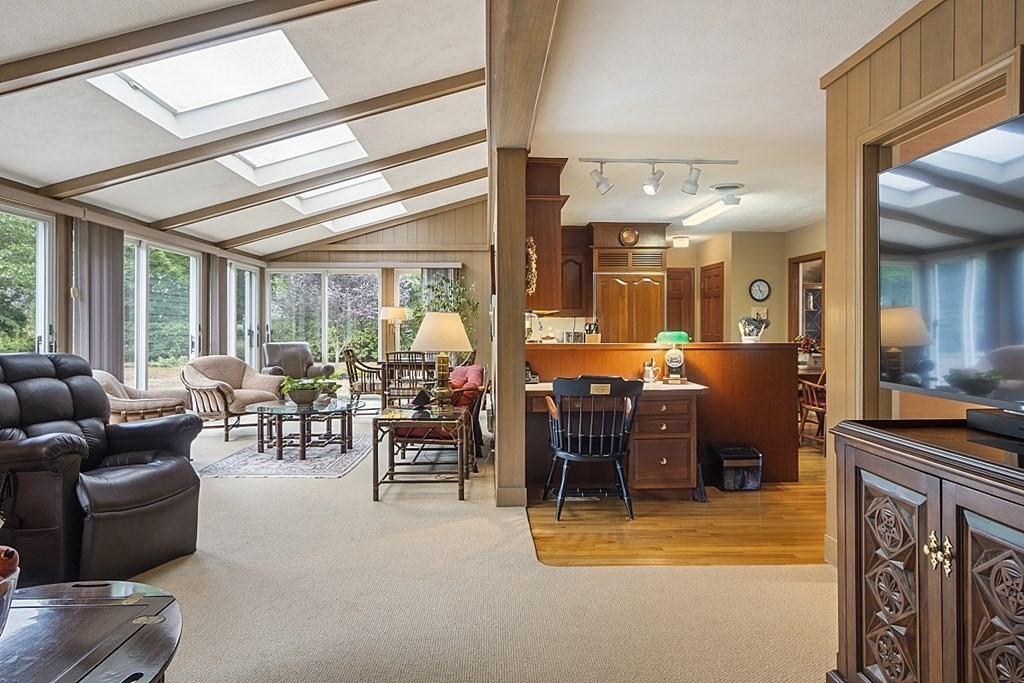 7 Greenbrook Road Hamilton, MA 01982 - Photo 11 of 39