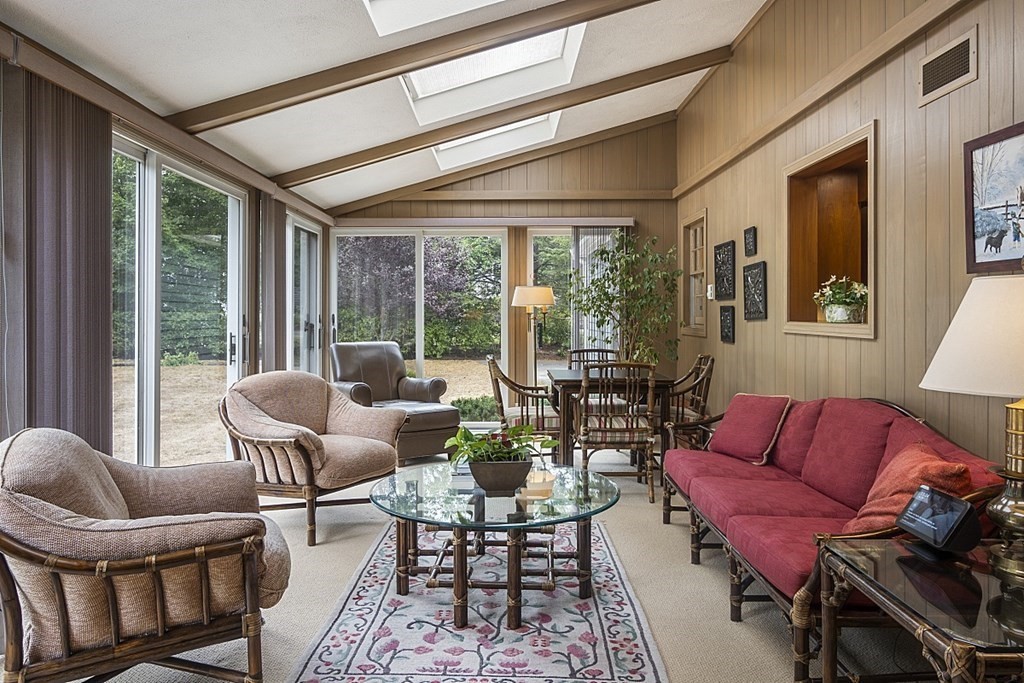 7 Greenbrook Road Hamilton, MA 01982 - Photo 13 of 39