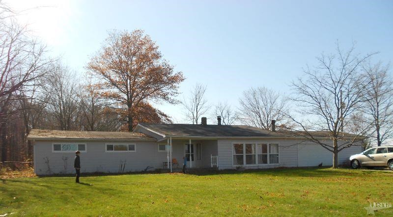 3497 West Division Road Huntington, IN 46750 - Photo 17 of 24 Gallery Image 17
