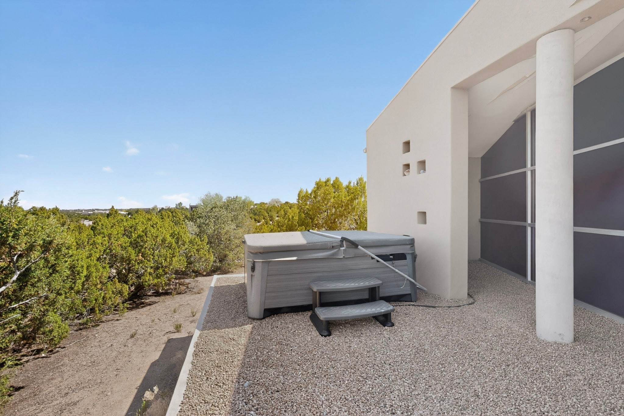 4 Vallecito Road Santa Fe, NM 87506 - Photo 29 of 65 Hot tub off the primary suite