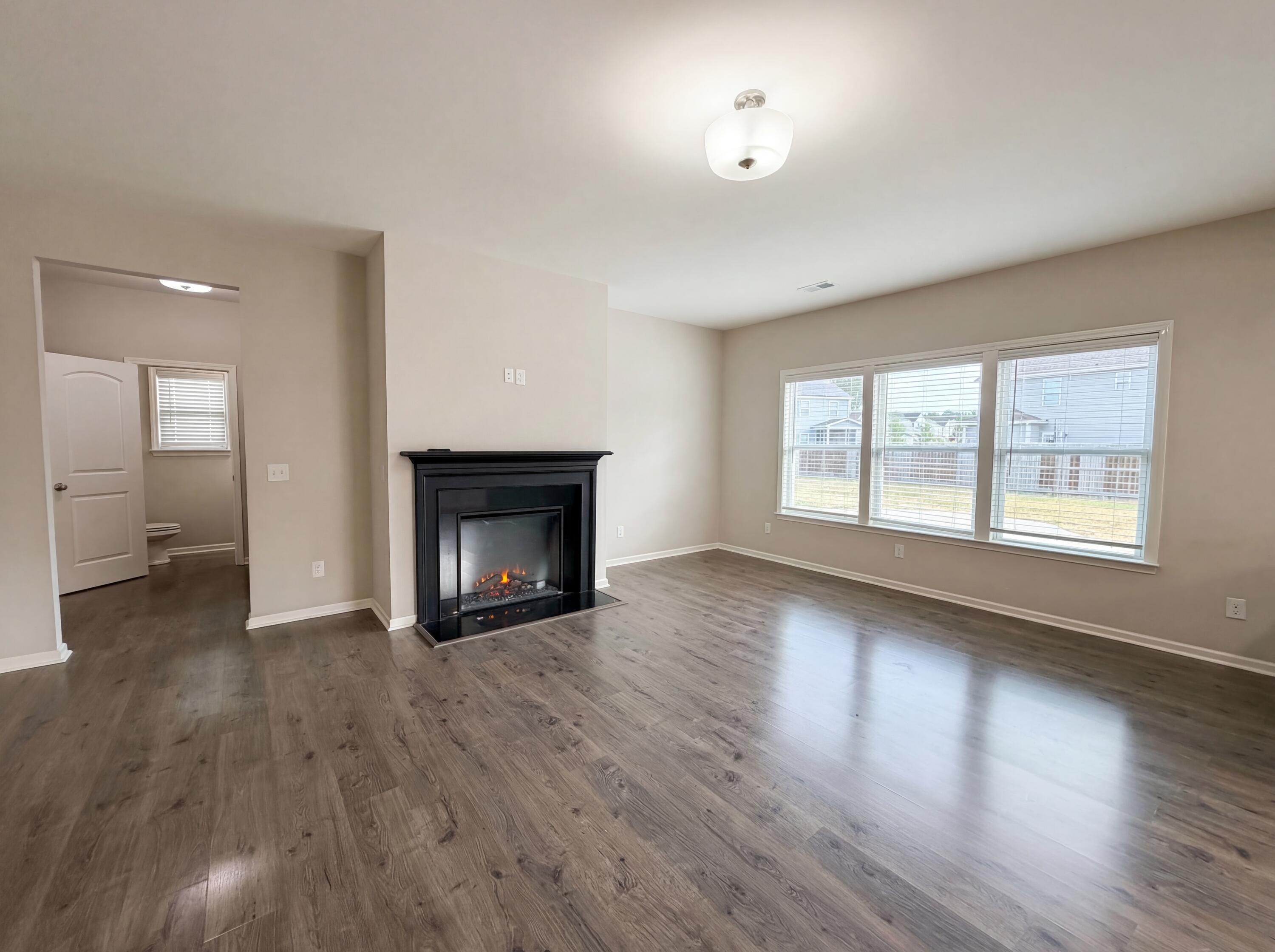 512 Killdeer Road Summerville, SC 29486 - Photo 3 of 26 listing_2