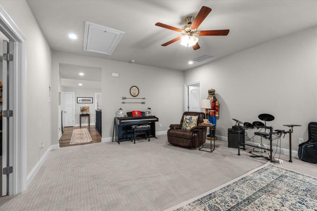 1725 Crested Ridge Road Fort Worth, TX 76008 - Photo 24 of 36