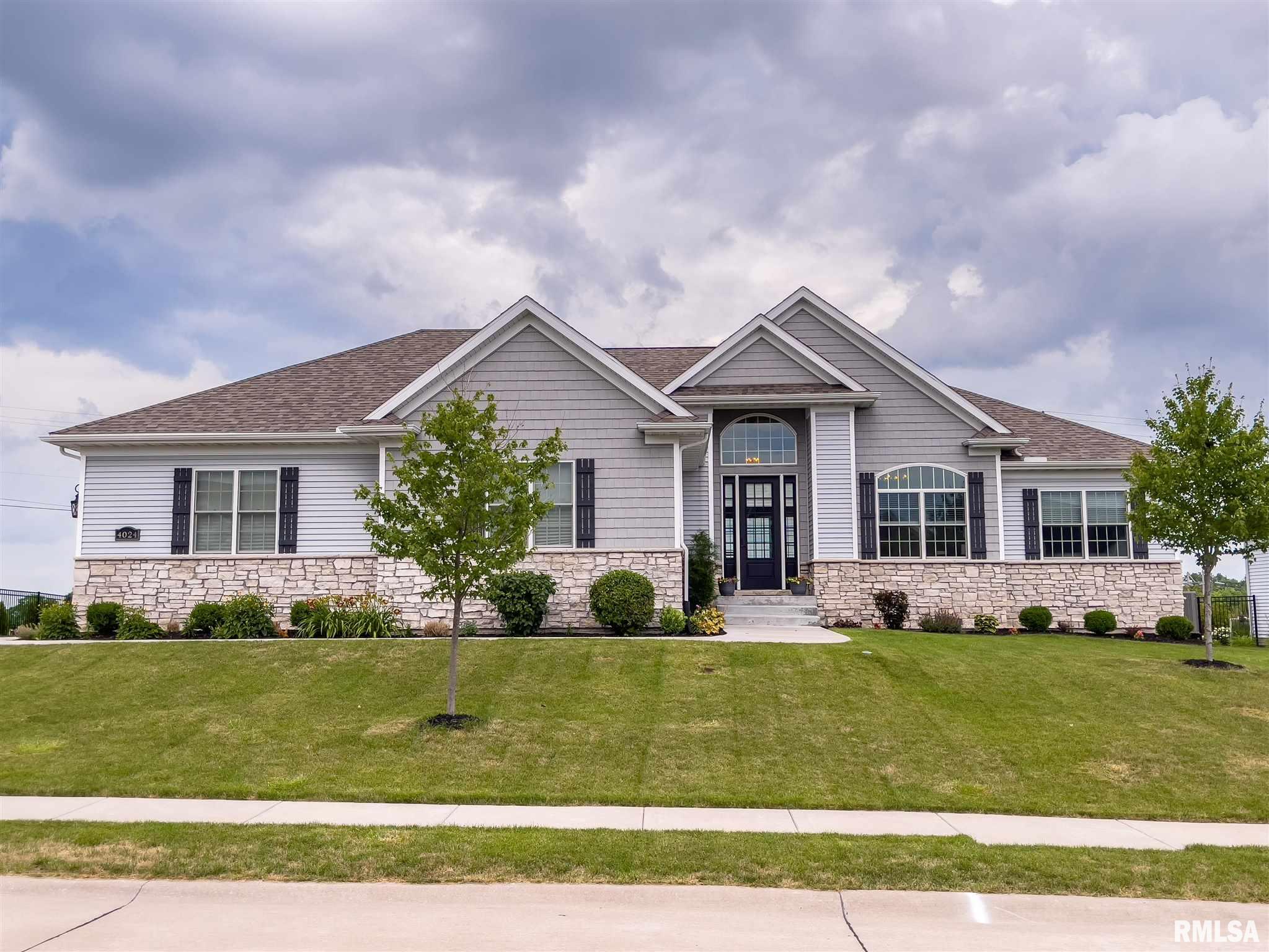 4024 Thomas Pointe Road Davenport, IA 52807 - Photo 1 of 35 Gallery Image 1