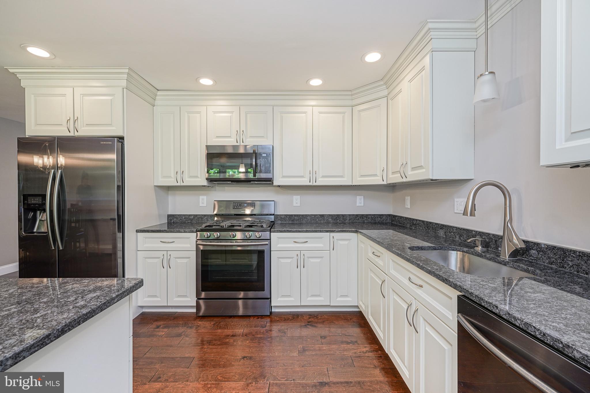 797 Andrews Road Williamstown, NJ 08094 - Photo 7 of 34