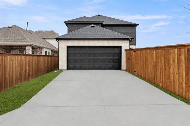 $563,181 | 8137 Twin Crk Trail, Wylie, TX 75098