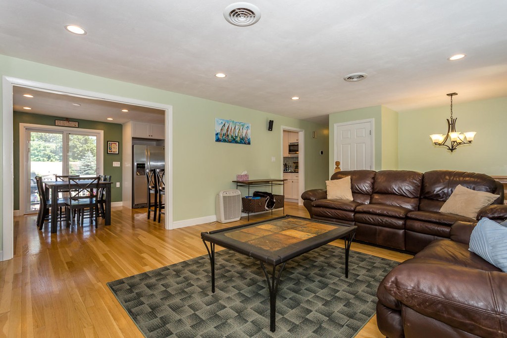 14 Greenwood Road Canton, MA 02021 - Photo 5 of 23 Gallery Image 5