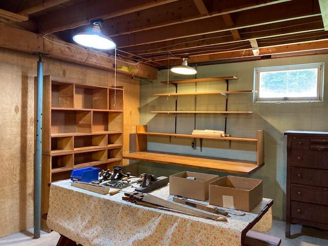 548 Point Road Hancock, ME 04640 - Photo 28 of 47 Shop space and built-ins.