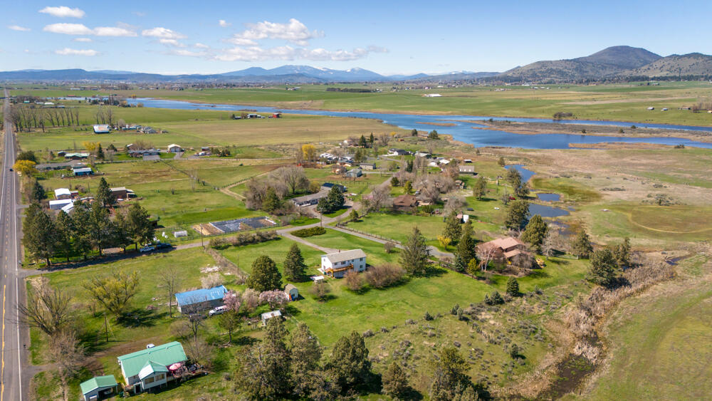 7755 Lost River Road Klamath Falls, OR 97603 - Photo 10 of 52 IMG_0307