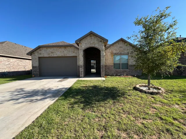 $299,000 | 816 North 3rd Street, Wolfforth, TX 79382