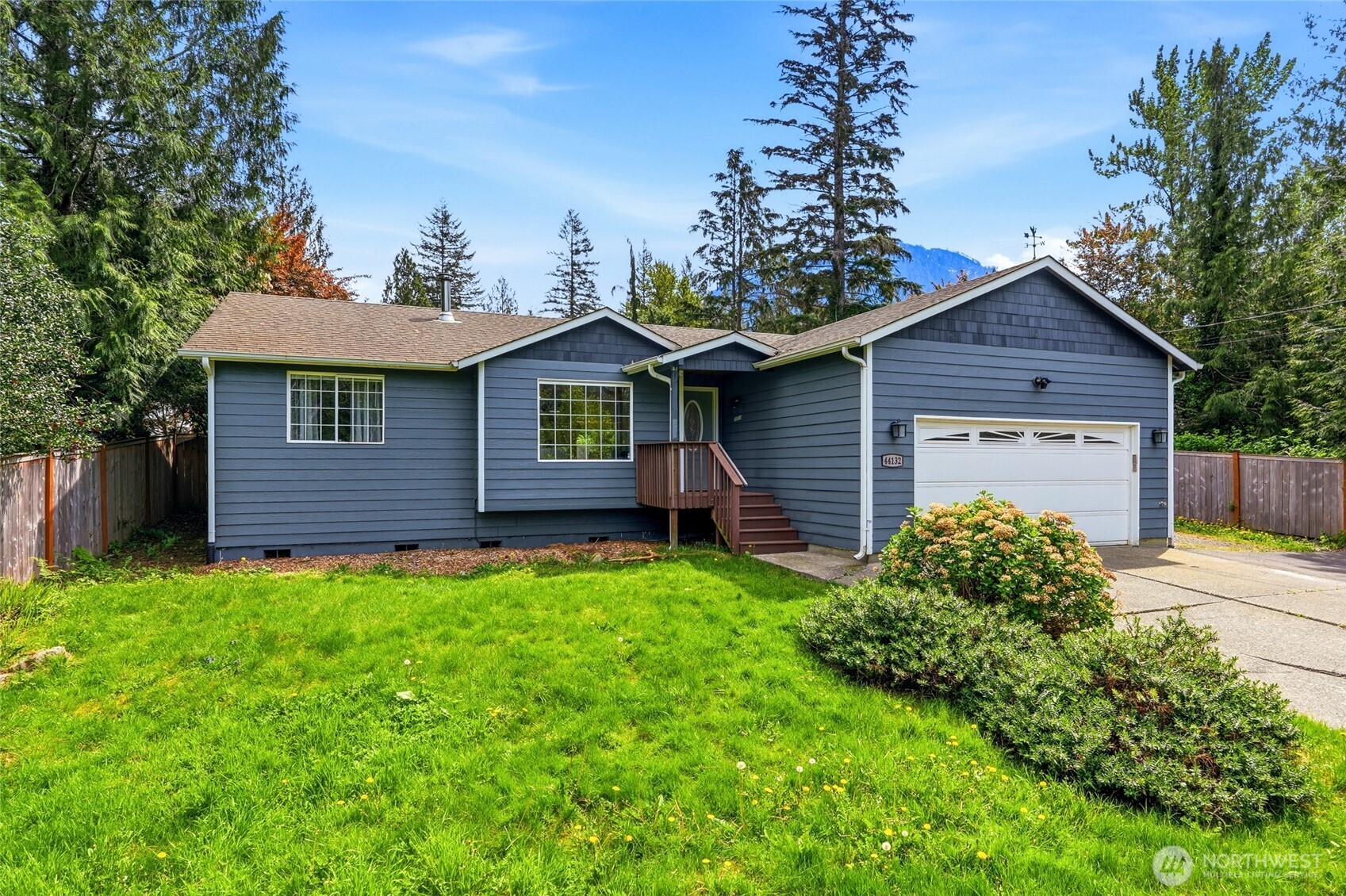 44132 Fir Road Gold Bar, WA 98251 - Photo 2 of 36