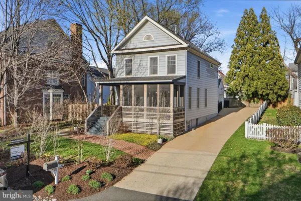 $1,400,000 | 1433 Buena Vista Avenue, McLean, VA 22101