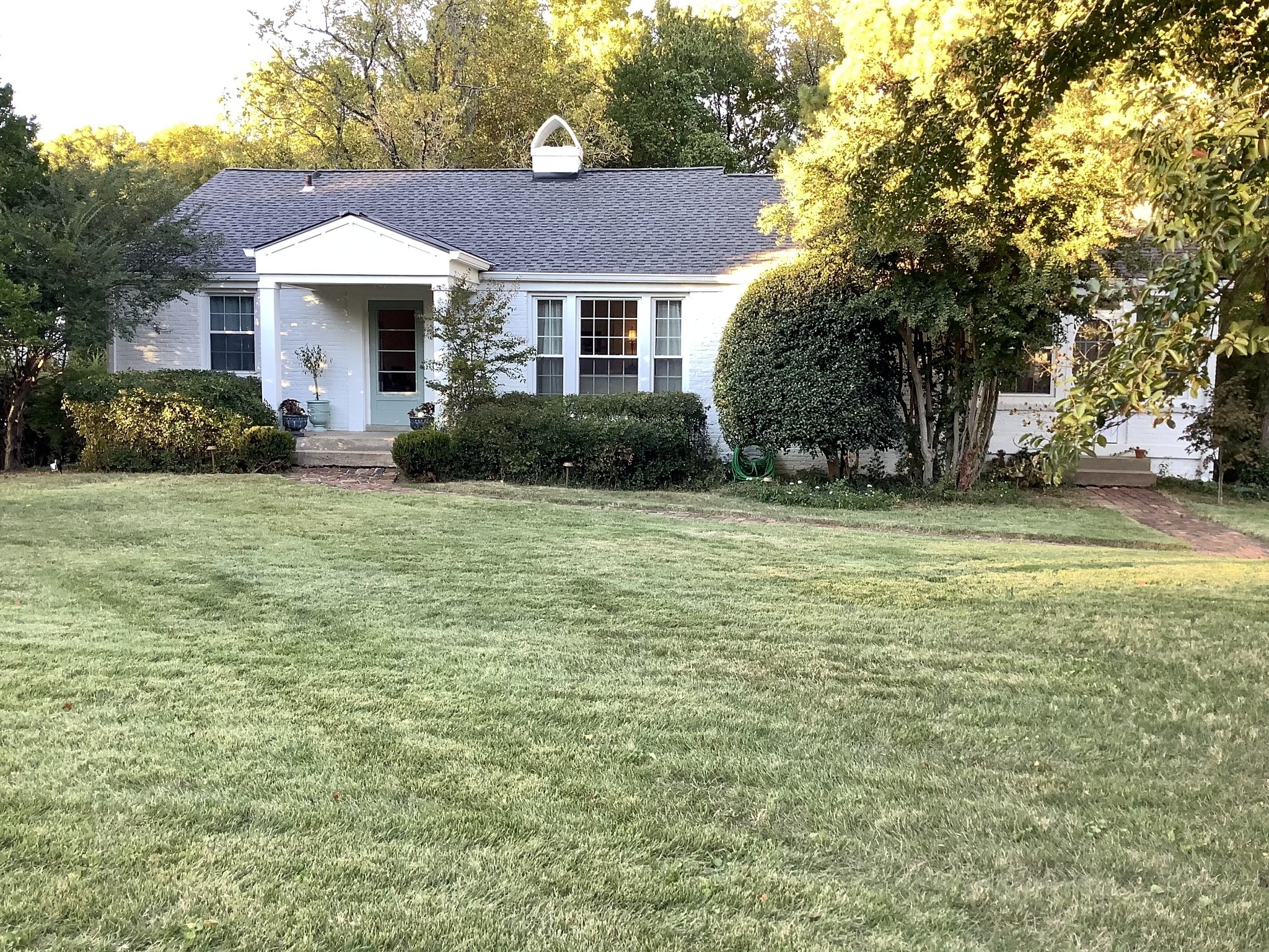 2860 Sugar Tree Road Nashville, TN 37215 - Photo 10 of 16 Gallery Image 10