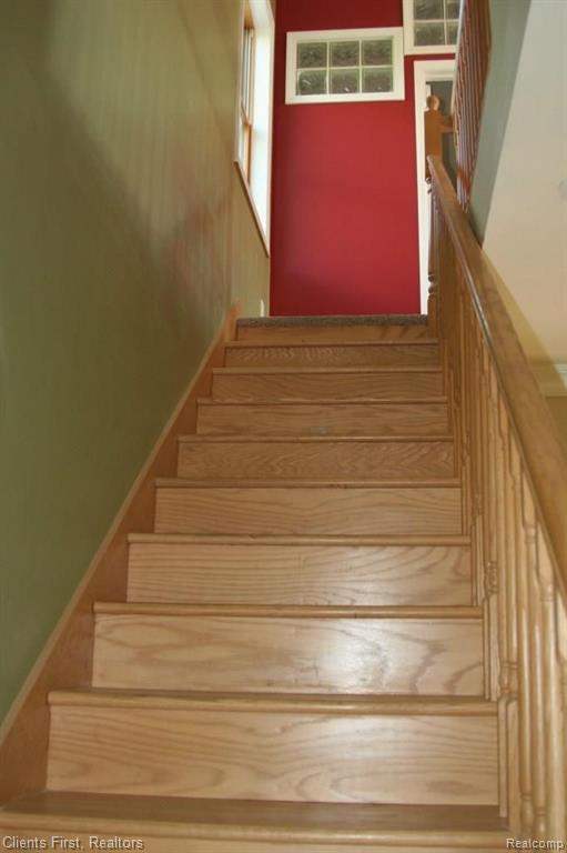 29805 Farmington Road Farmington Hills, MI 48331 - Photo 17 of 36