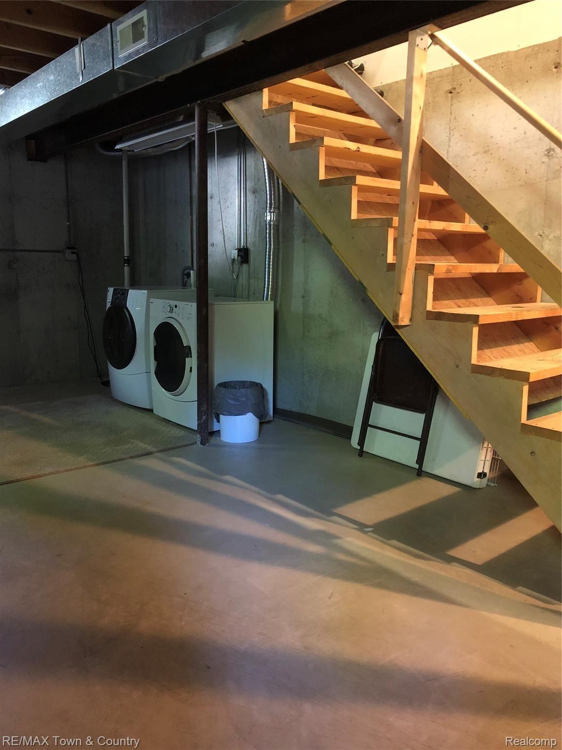 5488 Flushing Road Flushing, MI 48433 - Photo 27 of 38 flushing basement.jpg
