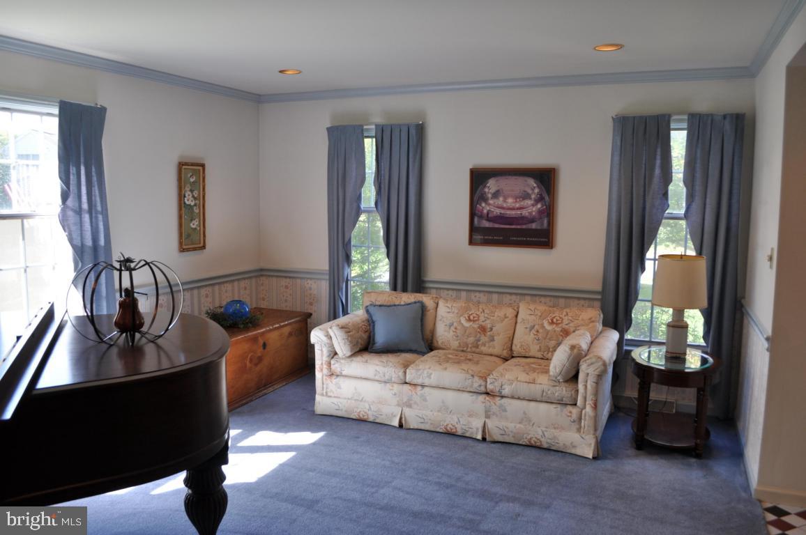 114 Chelsea Loop Lancaster, PA 17602 - Photo 2 of 32 Gallery Image 2