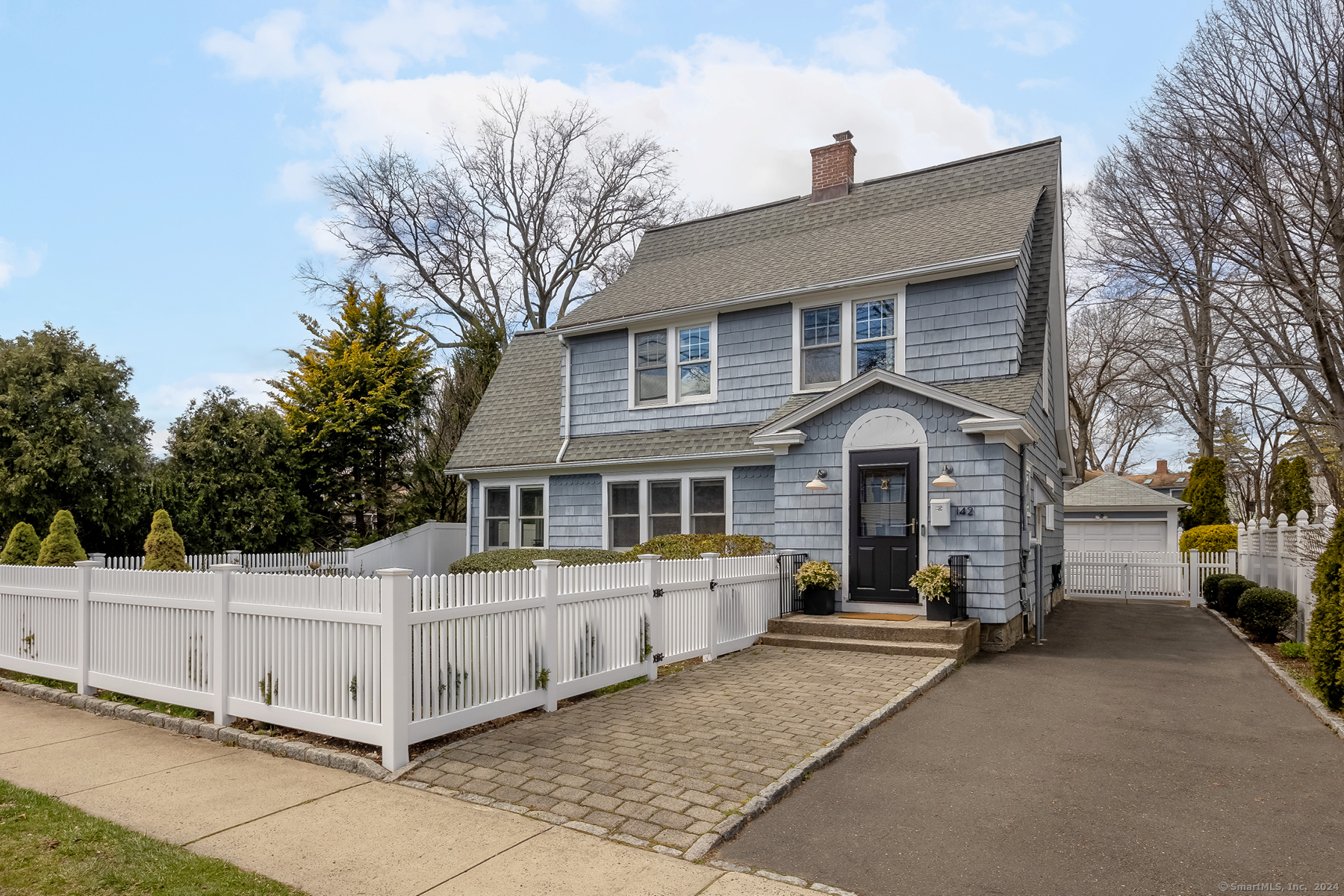 142 Oldfield Road Fairfield, CT 06824 - Photo 1 of 1