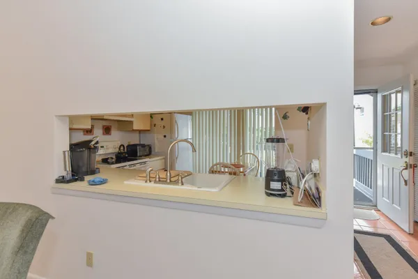 $189,000 | 1637 Northeast Nautical Place, Unit 802, Jensen Beach, FL 34957