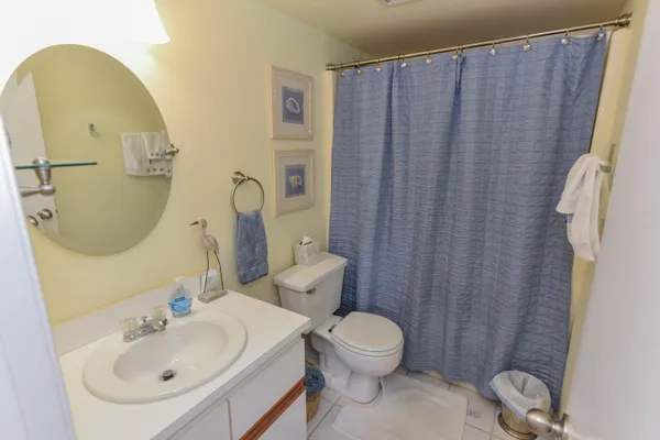 $189,000 | 1637 Northeast Nautical Place, Unit 802, Jensen Beach, FL 34957