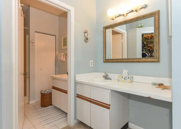 $189,000 | 1637 Northeast Nautical Place, Unit 802, Jensen Beach, FL 34957