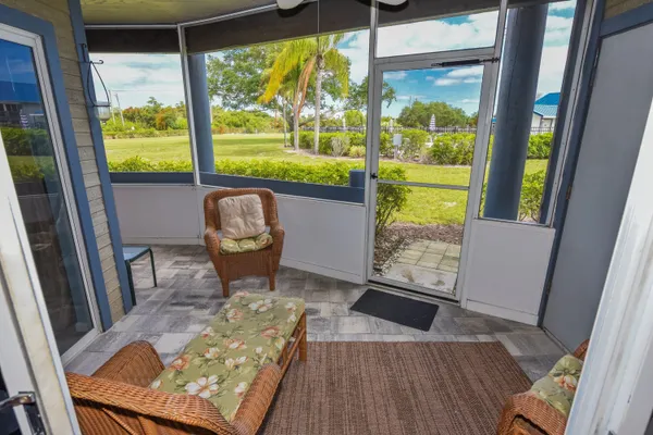 $189,000 | 1637 Northeast Nautical Place, Unit 802, Jensen Beach, FL 34957