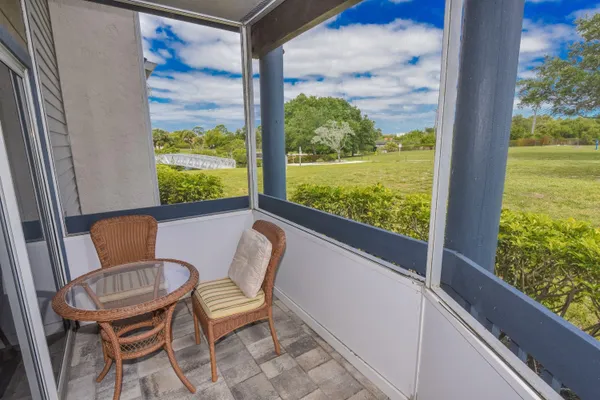 $189,000 | 1637 Northeast Nautical Place, Unit 802, Jensen Beach, FL 34957