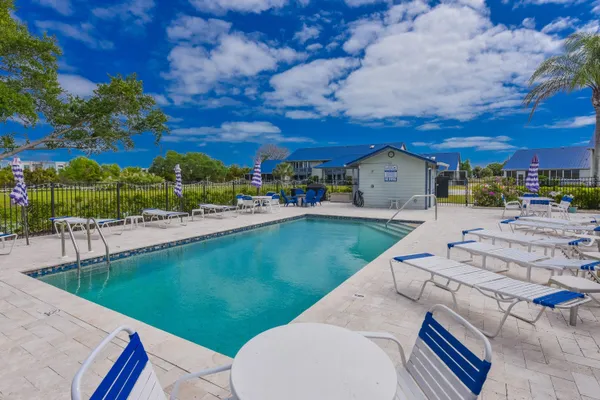 $189,000 | 1637 Northeast Nautical Place, Unit 802, Jensen Beach, FL 34957
