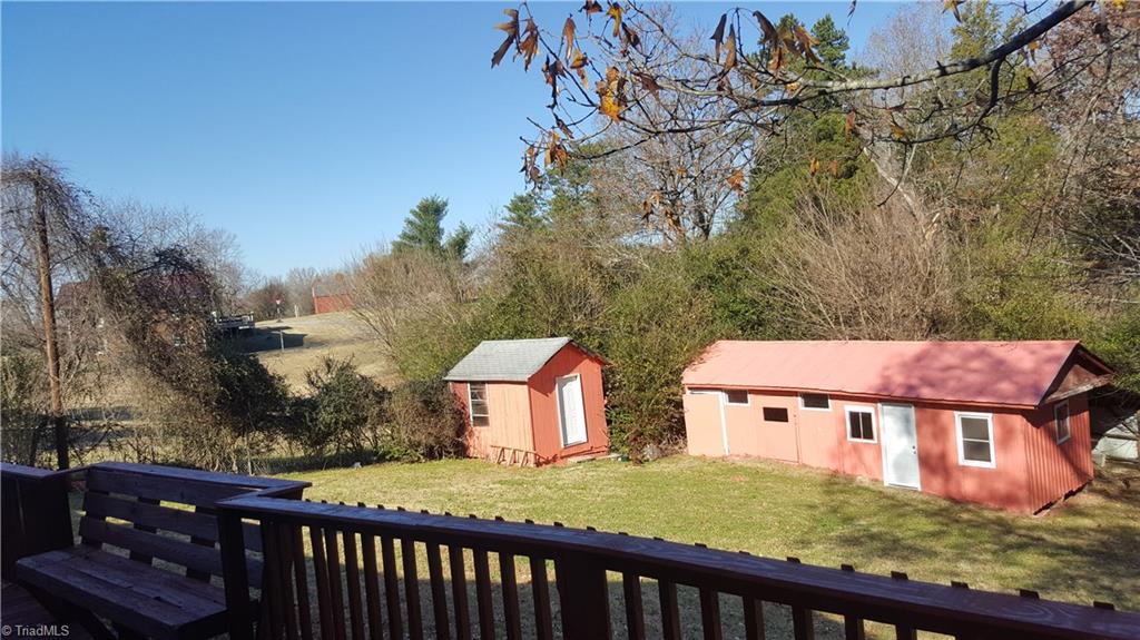 6538 Turnpike Road High Point, NC 27263 - Photo 17 of 18
