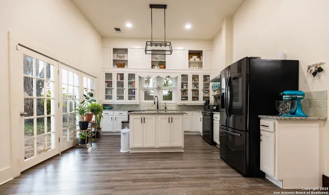 $358,000 | 805 20th Street, Hondo, TX 78861