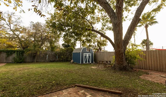 $358,000 | 805 20th Street, Hondo, TX 78861