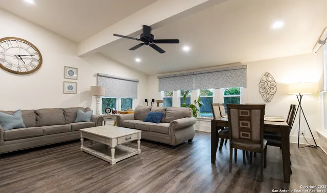 $358,000 | 805 20th Street, Hondo, TX 78861