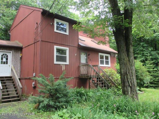 718 Edgewood Road Tobyhanna, PA 18466 - Photo 1 of 13 FRONT