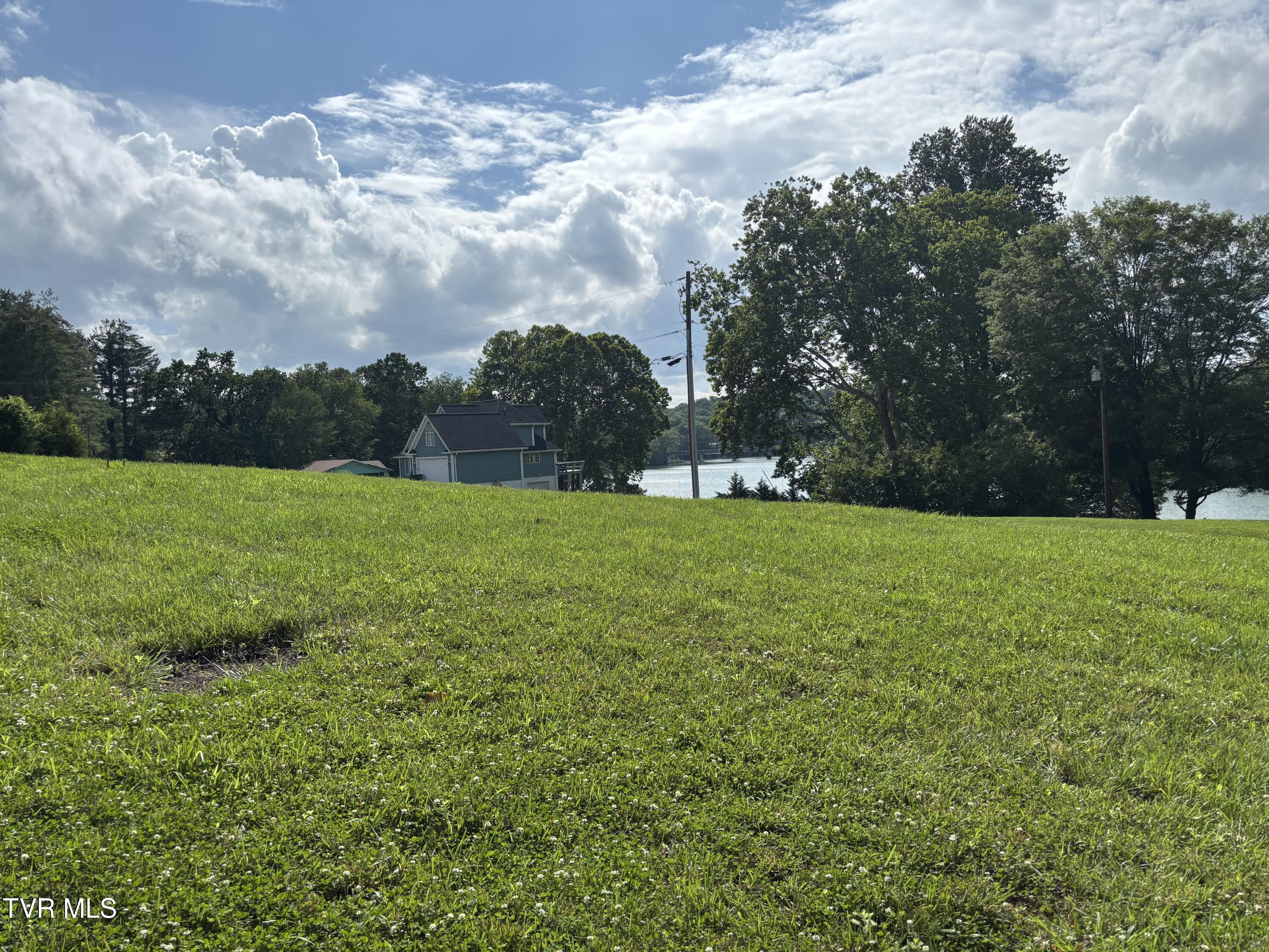 1095 Reynolds Road, Unit 29 Piney Flats, TN 37686 - Photo 7 of 13 IMG_7163 - Copy