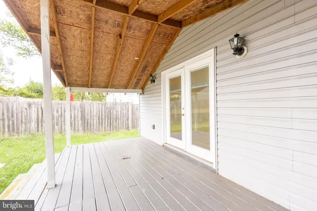 $2,025 | 102 Fifth Avenue, Baltimore, MD 21227