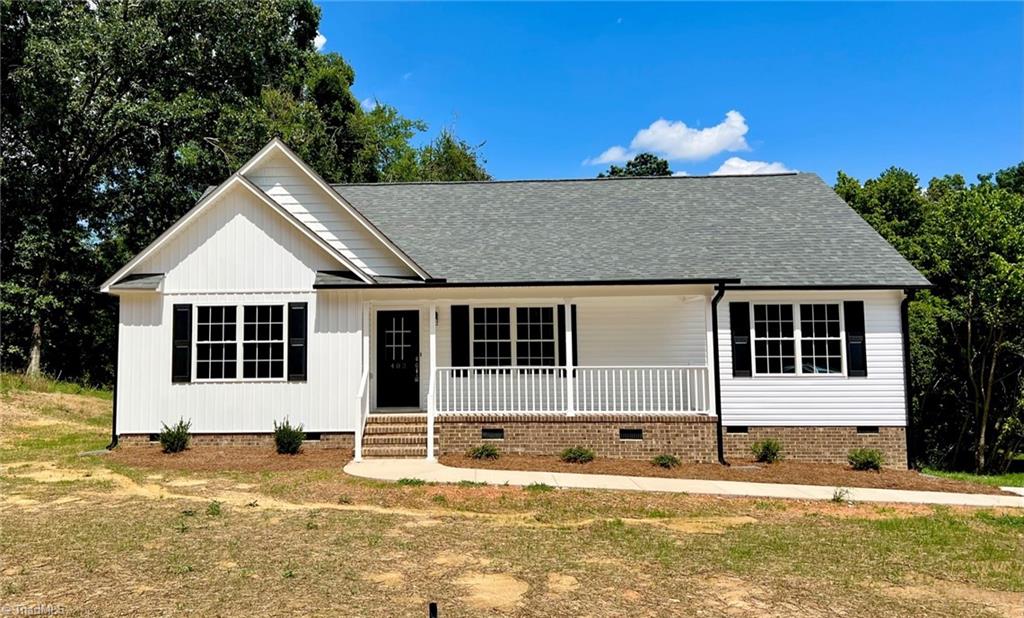 403 Oakdale Road Jamestown, NC 27282 - Photo 1 of 14 Gallery Image 1