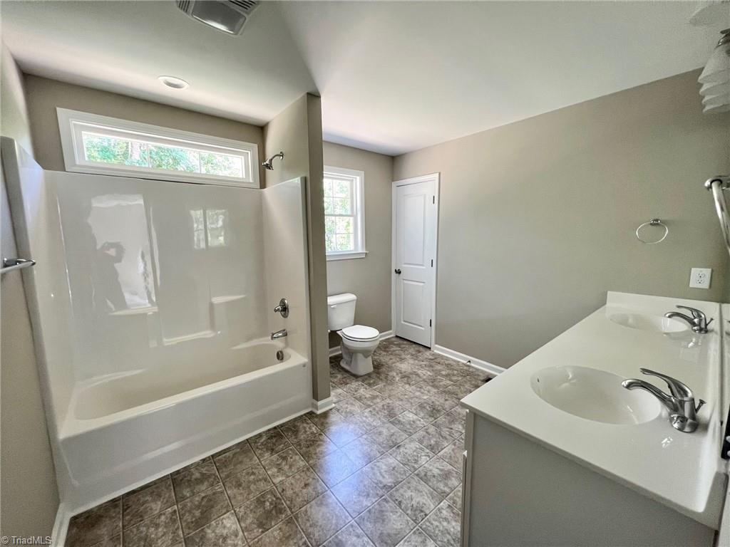 403 Oakdale Road Jamestown, NC 27282 - Photo 9 of 14 Gallery Image 9