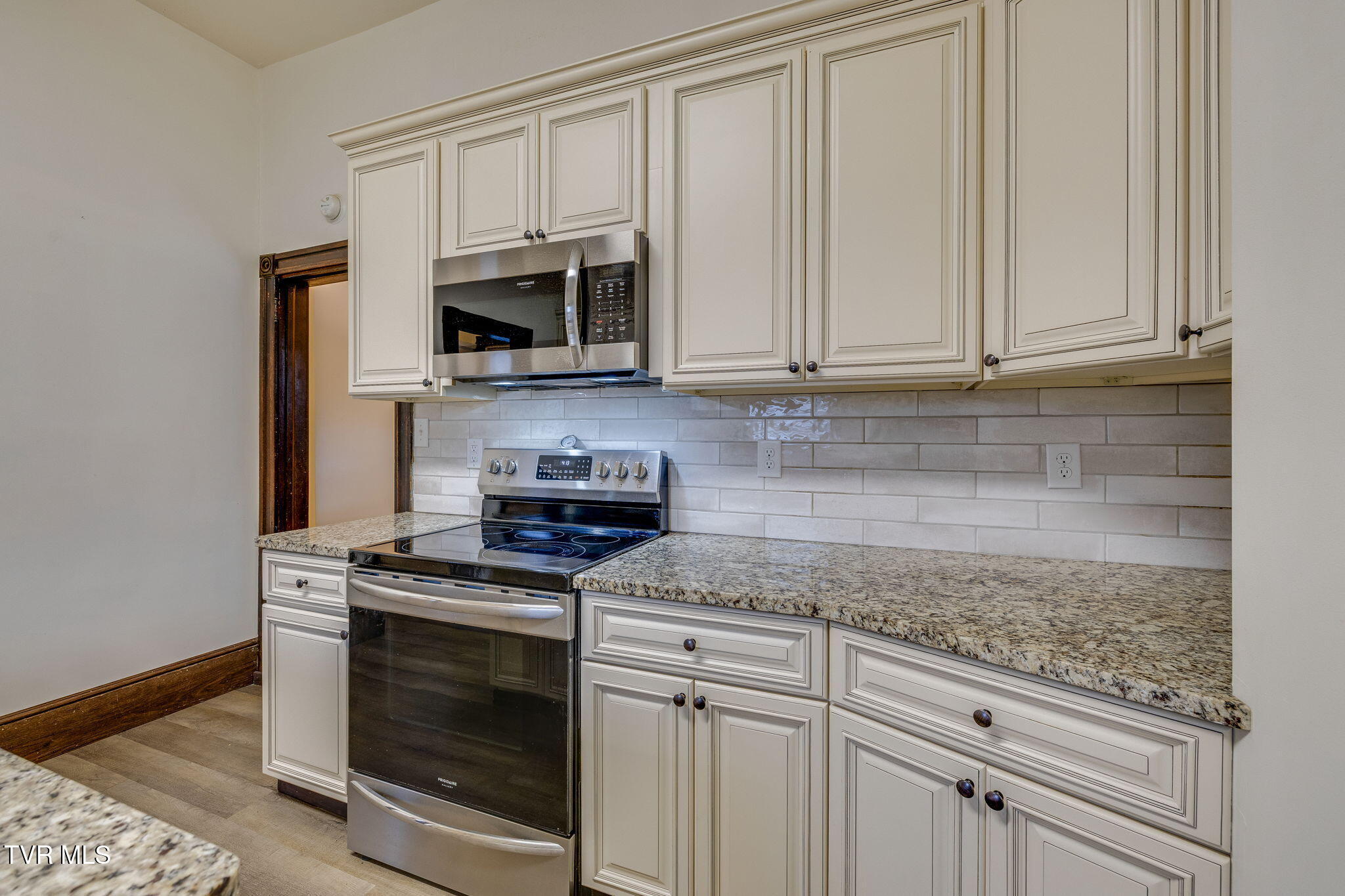 601 6th Street Bristol, TN 37620 - Photo 16 of 40 016