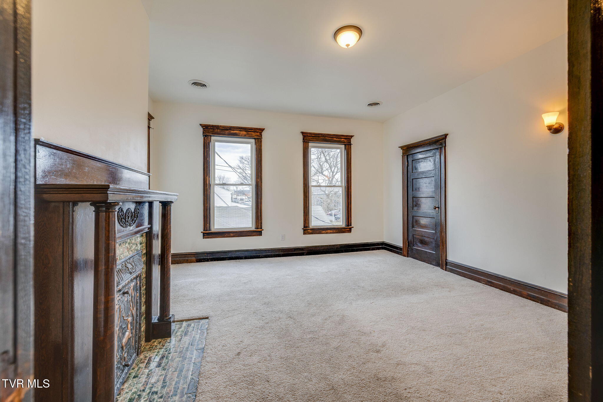 601 6th Street Bristol, TN 37620 - Photo 26 of 40 026