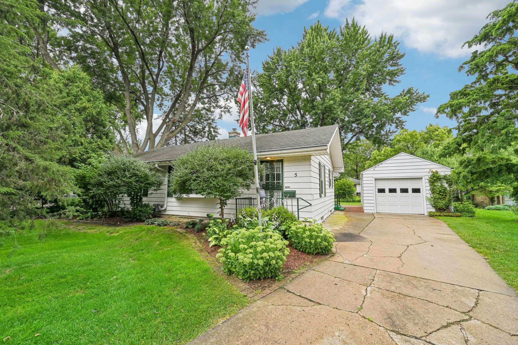 5 Fremont Circle Madison, WI 53704 - Photo 1 of 1 Gallery Image 1