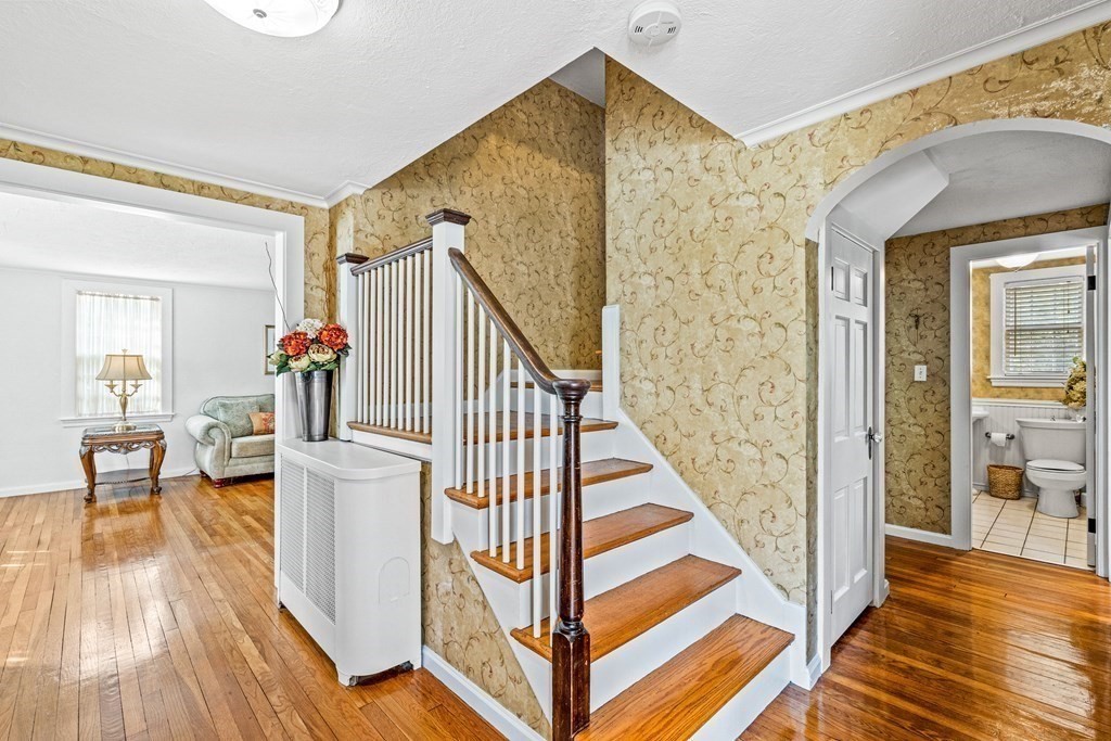 6 Marmion Road Melrose, MA 02176 - Photo 2 of 34 Gallery Image 2