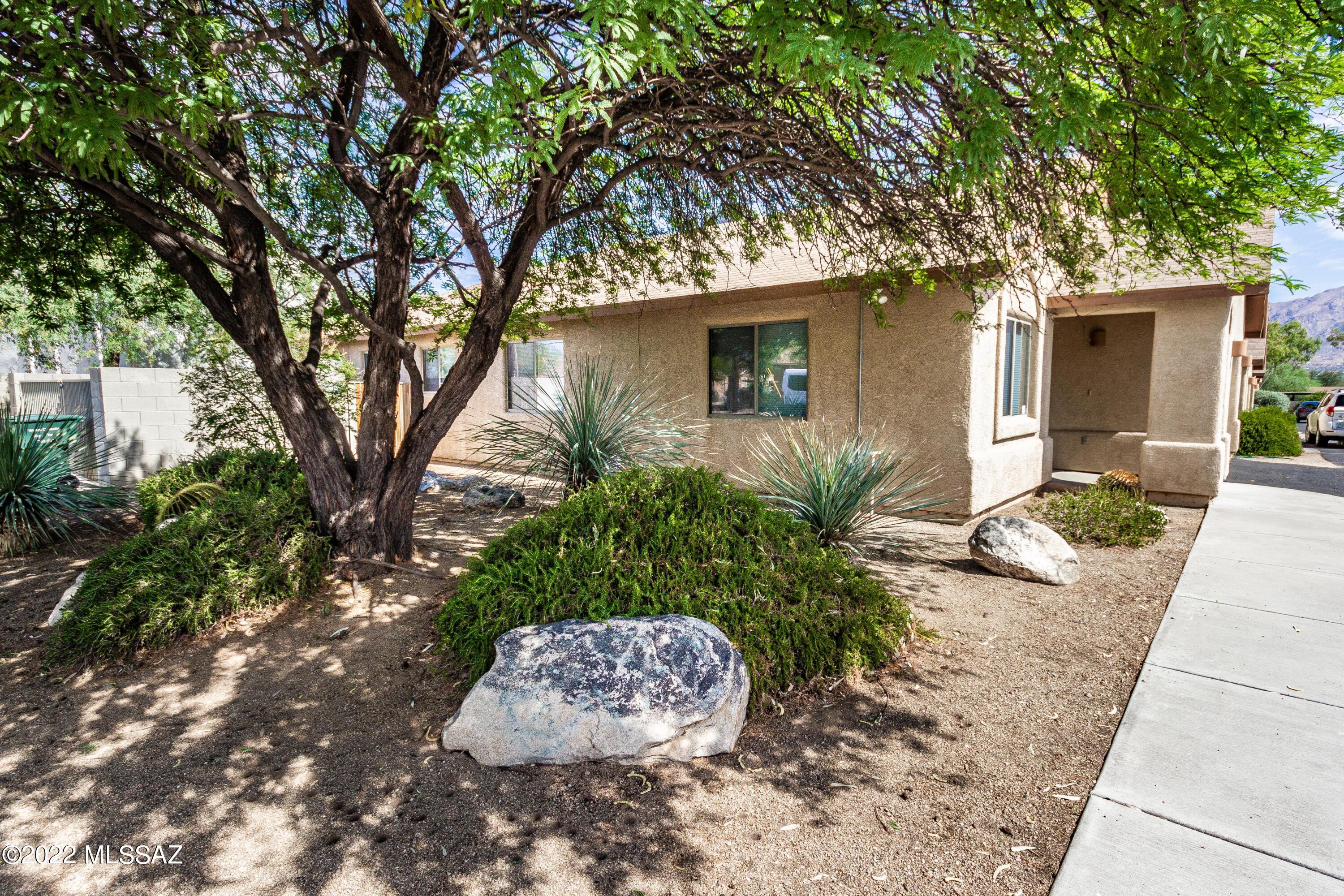 3839 East Presidio Road Tucson, AZ 85716 - Photo 2 of 45