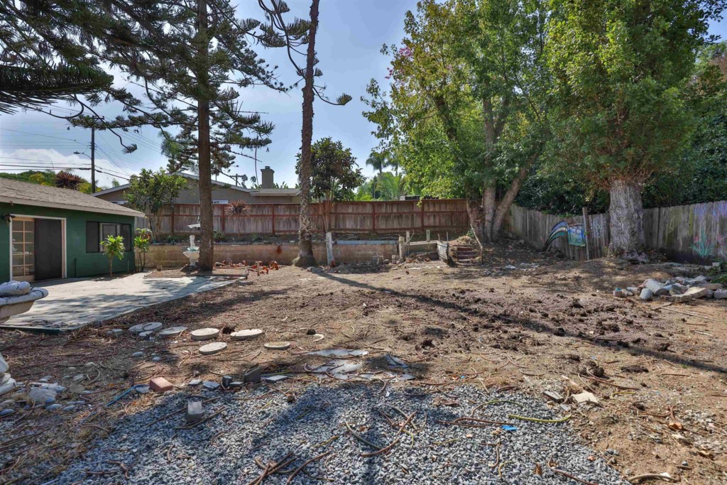 2513 Sarbonne Drive Oceanside, CA 92054 - Photo 46 of 55 a view of a backyard