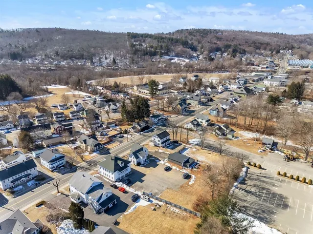 $298,000 | 2166-2168 Main Street, Three Rivers, MA 01080