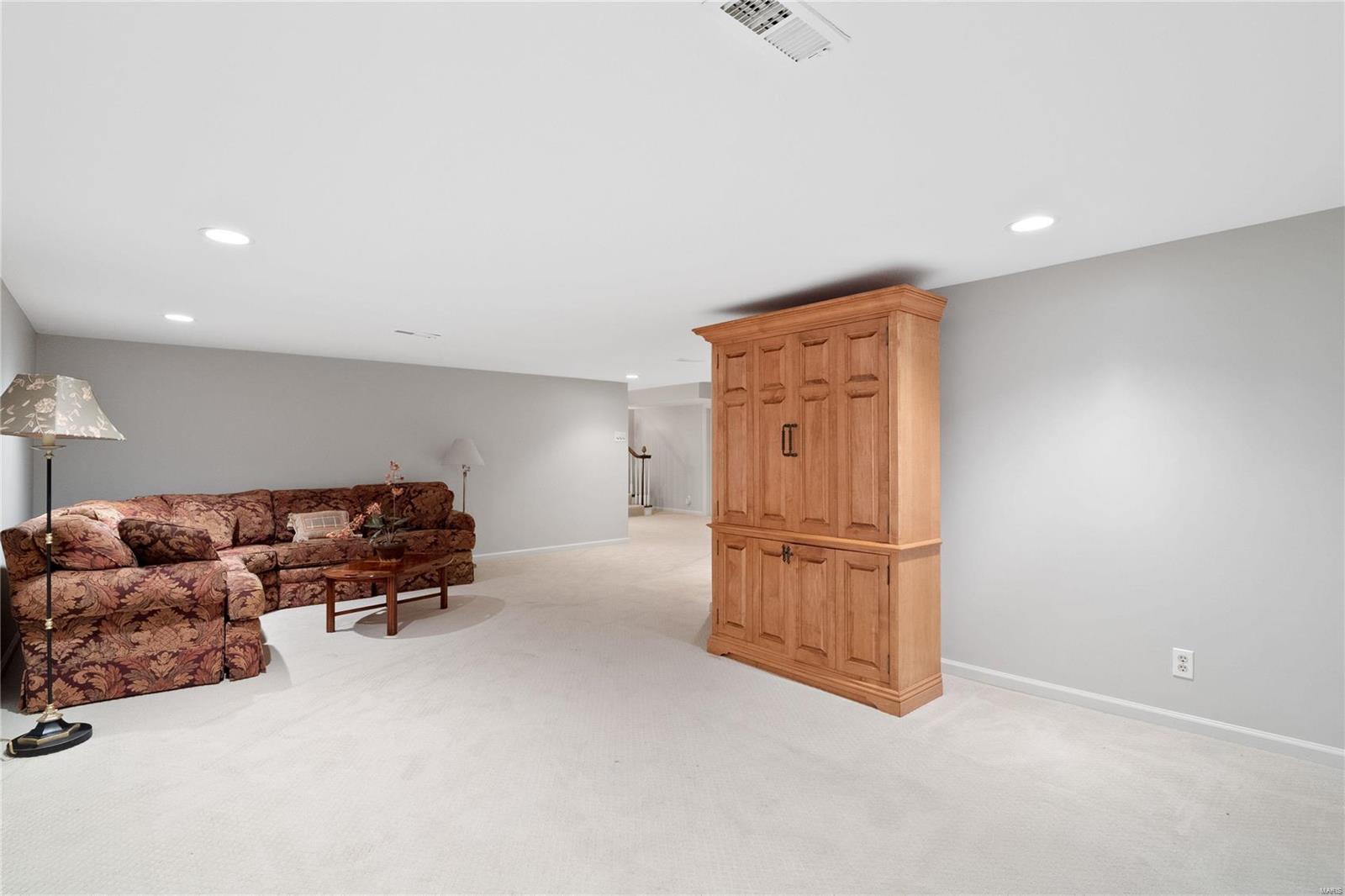 2466 White Stable Road St. Louis, MO 63141 - Photo 22 of 43 Gallery Image 22