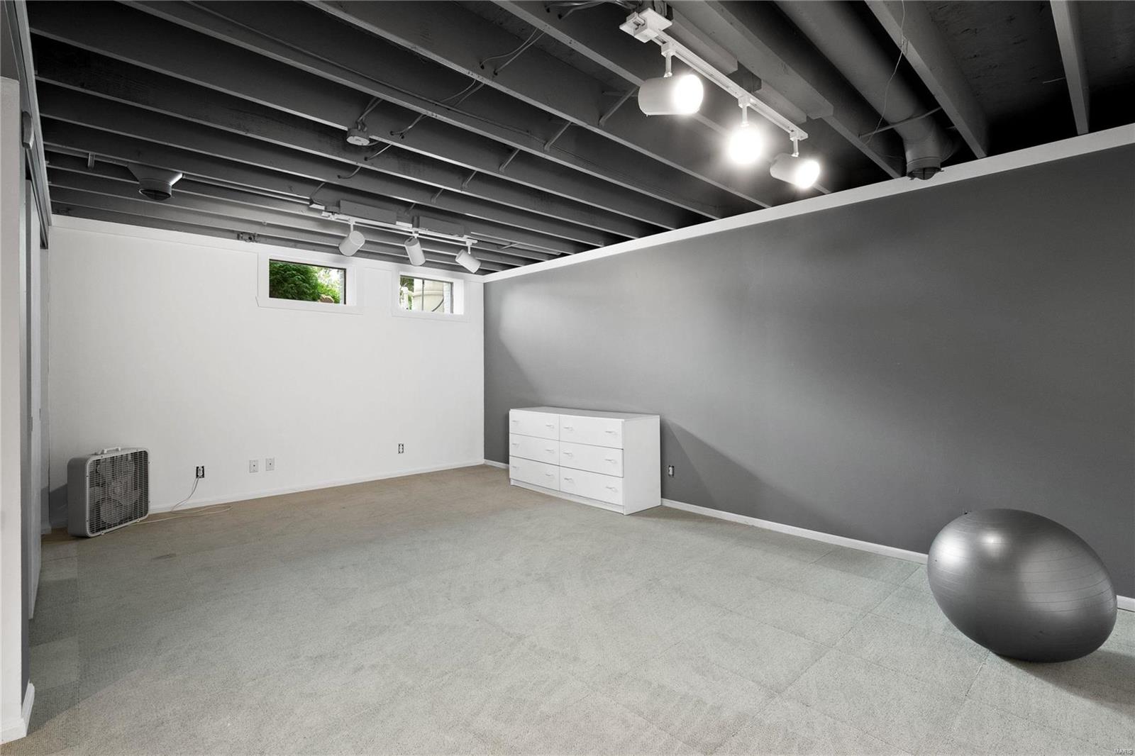 2466 White Stable Road St. Louis, MO 63141 - Photo 26 of 43 Gallery Image 26